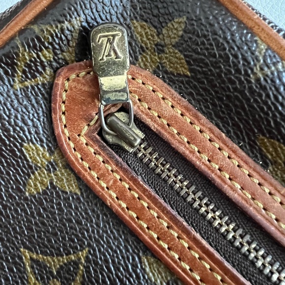 Vintage Louis Vuitton - Picture 2 of 9